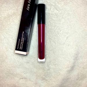 Berry Delight Unlimited Lip Gloss 👄 marykay